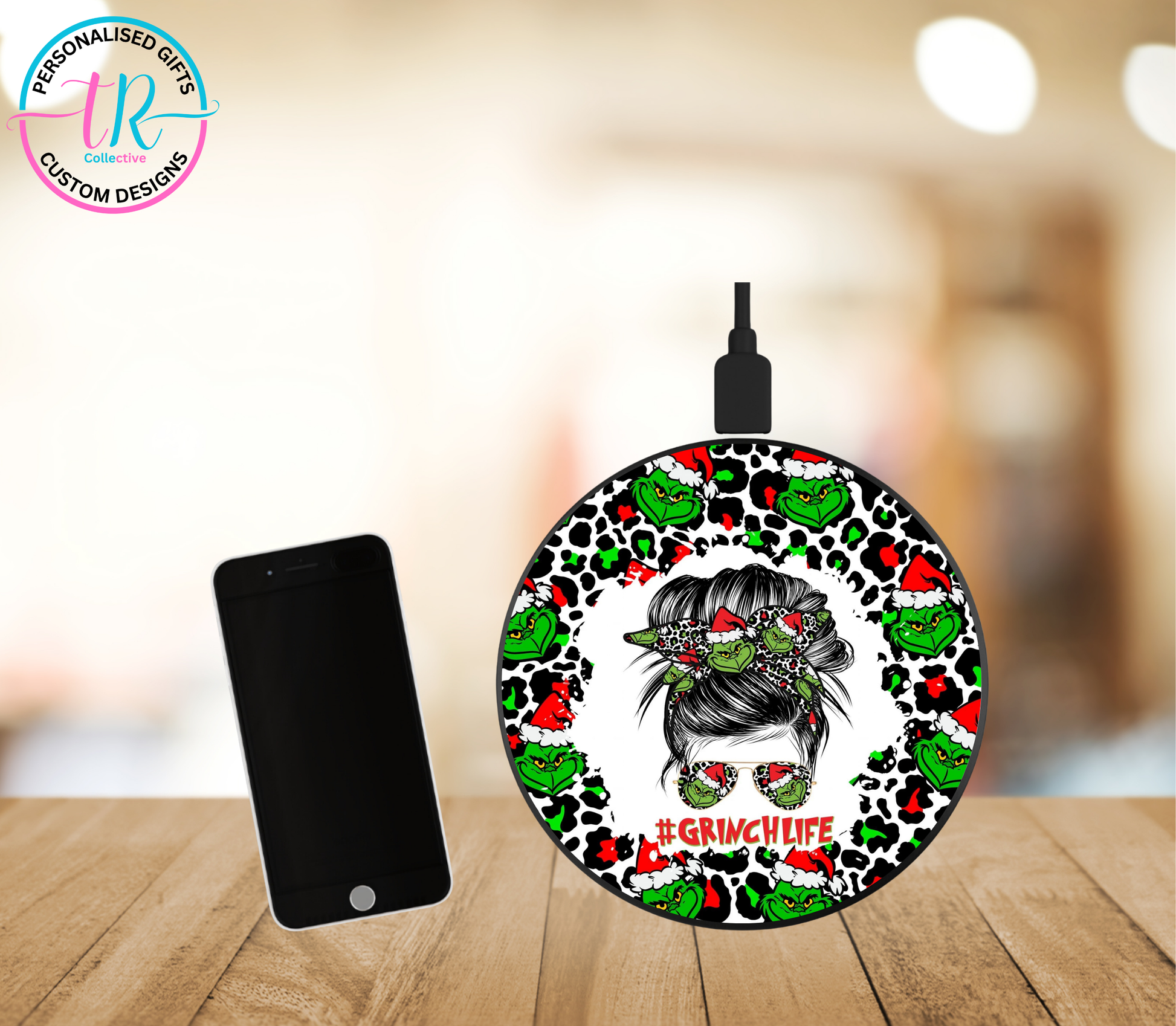 wireless-phone-charger-wireless-charging-wireless-charger-grinch-life-TR-collective-front