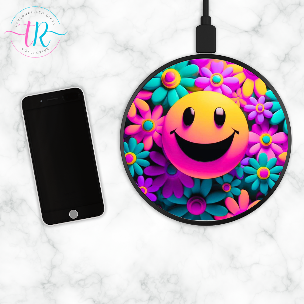 wireless-phone-charger-wireless-charging-wireless-charger-smiley-flower-TR-collective-front